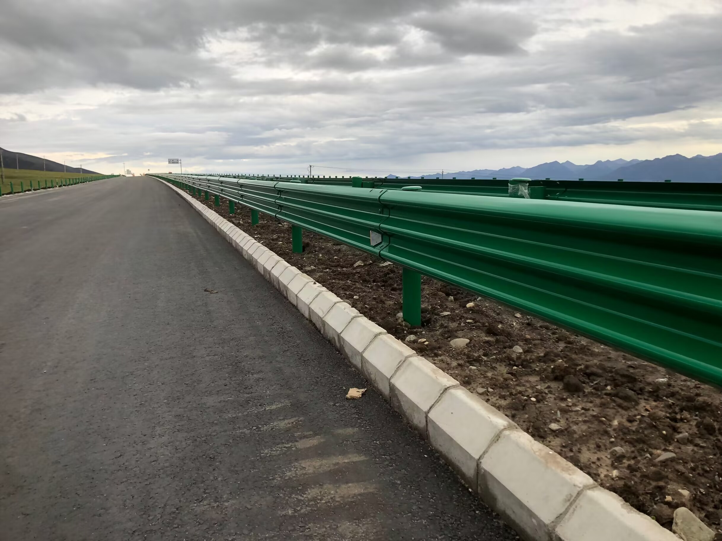 美姑县乡村公路波形护栏三波波形护栏 - 推荐